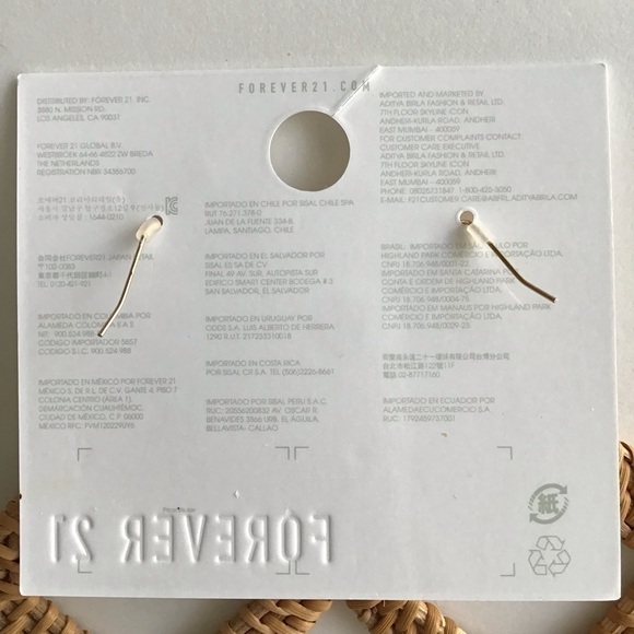 NEW Forever 21 Woven Rattan Earrings Wood Bead Light Triangle Dangle French Wire - Picture 13 of 14